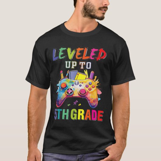 Leveled Up To 5th Grade Fifth Grade Back To School T-Shirt (Vorderseite)