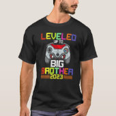 Leveled Up To Big Brother 2023 Gamer Big Bro Boys  T-Shirt (Vorderseite)