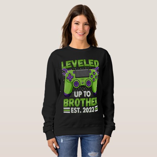 Leveled Up To Brother 2023 Promoted To Big Bro 202 Sweatshirt (Vorne ganz)