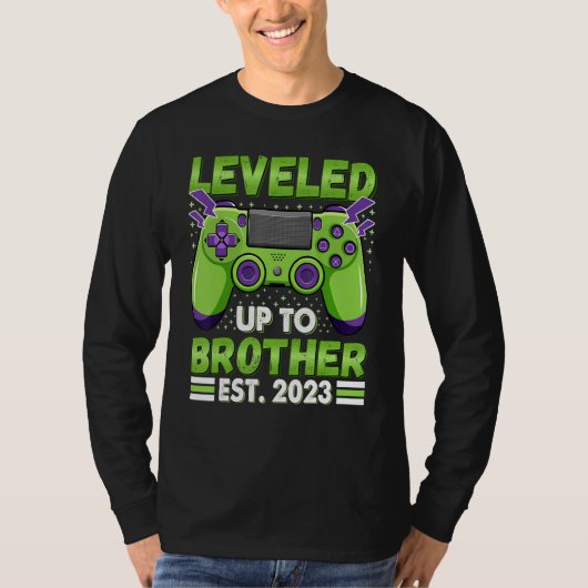 Leveled Up To Brother 2023 Promoted To Big Bro 202 T-Shirt (Vorderseite)