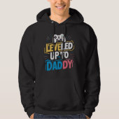Leveled up to Daddy Hoodie (Vorderseite)