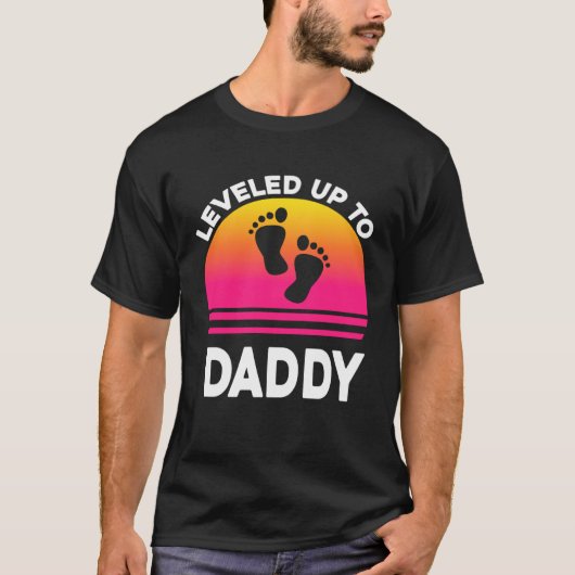 Leveled Up to Daddy Soon to be Dad Father T-Shirt (Vorderseite)