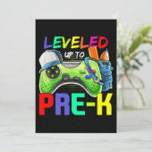 Leveled Up To PreK Gamer Back To School First Day Einladung (Stehend Vorderseite)