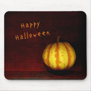 Levitate Pumpkin - Stillleben Mousepad
