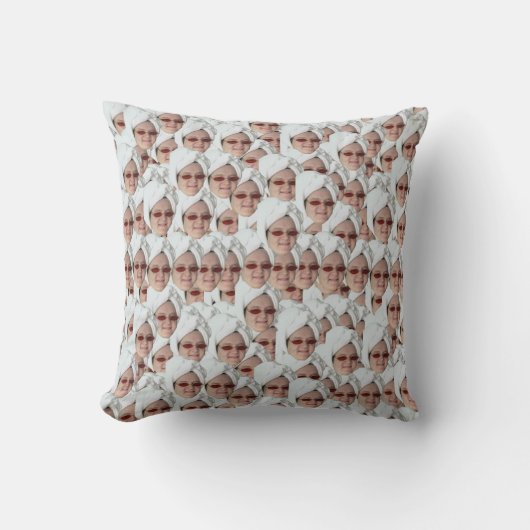 Lewis Capaldi Throw Cushion Kissen (Vorderseite)