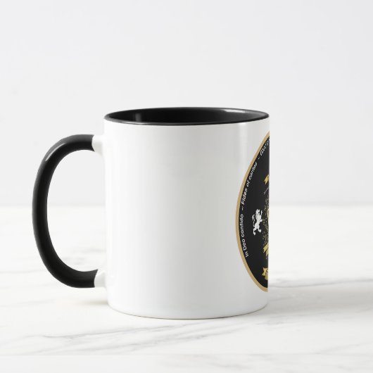 Lewis Wappen Tasse (Links)