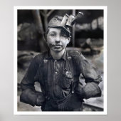 Lewis Wickes Hine - Portrait des Tipple Boy Poster (Vorne)