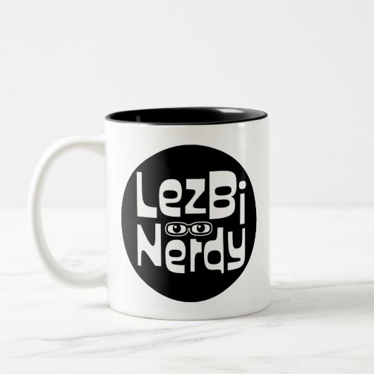 Lezbi Nerdy Two Tone Tasse (Links)