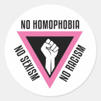 LGBT - erhöhte Faust im rosa Dreieck