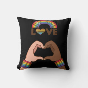 LGBT+Pride. Liebe Regenbogen. Herz. Kissen
