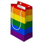 LGBT Pride Rainbow Kleine Geschenktüte (Vorderseite Schrägansicht)