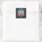 LGBT Prix sie ihre Trans Transgender Pronouns Quadratischer Aufkleber (Tasche)