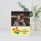 LGBT-Regenbogen Herz Vatertag Postkarte (Stehend Vorderseite)