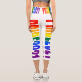 LGBT-Regenbogenflagge Text Gay Pride 2021 LGBTQ Capri Leggings (Rückseite)