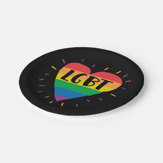 LGBT-Regenbogenherz Pappteller (Schrägansicht)
