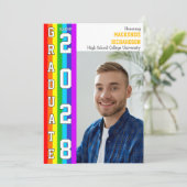 LGBT Student rainbow Pride Graduation Photo  Einladung (Stehend Vorderseite)