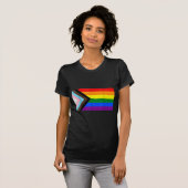 LGBT-T - Shirt mit dem Status "Progress Prilag" (Vorne ganz)
