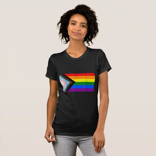 LGBT-T - Shirt mit dem Status "Progress Prilag" (Vorne ganz)
