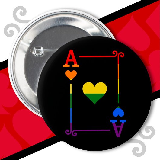 LGBTQ-Flag, der Karten mit Ace-Card-Herz spielt Button