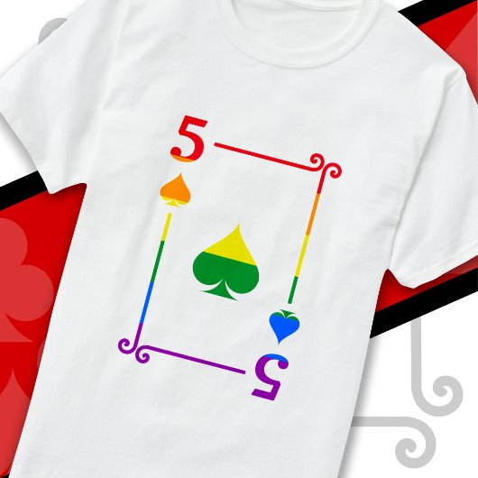 LGBTQ-Flag mit Karte mit fünf Karten mit 5 Platine T-Shirt