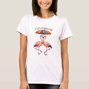LGBTQ Flamingos stehend anmutig unter Regenbogen T-Shirt