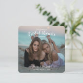 LGBTQ Foto Hochzeitspaare Brautparty Einladung (Stehend Vorderseite)