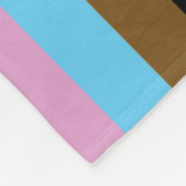 LGBTQ+ INKLUSIVE PRIDE FLAG FLEECEDECKE (Ecke)
