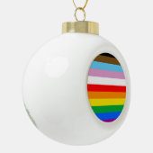 LGBTQ+ INKLUSIVE PRIDE FLAG KERAMIK Kugel-Ornament (Links)