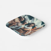 LGBTQ+ oder Bachelorette-Teller Pappteller (Gewinkelt)