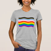 LGBTQ POC-Stolperwellenflagge T-Shirt (Vorderseite)