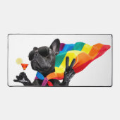 LGBTQ Pride Party Hund in Regenbogenkap Schreibtischunterlage (Vorderseite)
