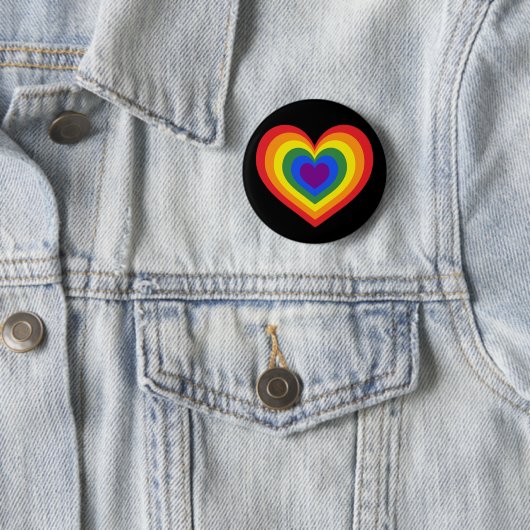 LGBTQ Pride Rainbow Heart on Black Button (Beispiel)