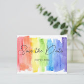 LGBTQ-Regenbogen Save the Date Hochzeitskarte Postkarte (Stehend Vorderseite)