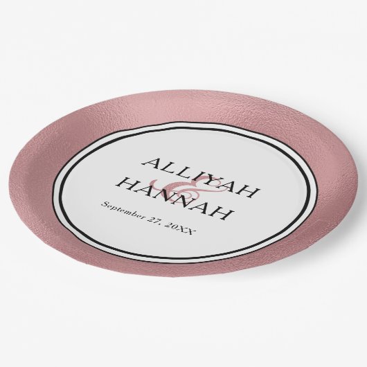 LGBTQ Rose Gold Moderne Hochzeitspapierplatte Pappteller (Schrägansicht)