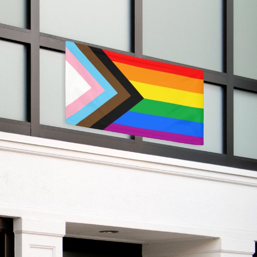 LGBTQ+-Statusanzeige Banner (Äußeres Gebäude)