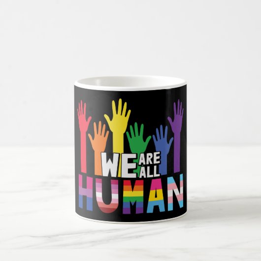 LGBTQ Stolz Wir sind alle menschliche Regenbogenha Kaffeetasse (Mittel)