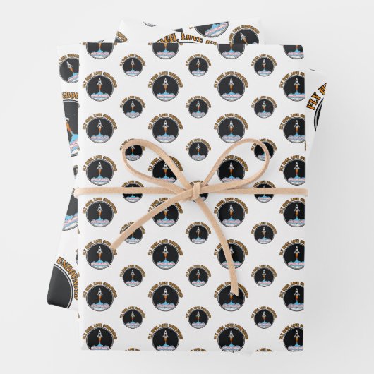 LGBTQ-Transgender-Flag, Fliegenhoch, Liebe grenzen Geschenkpapier Set (Beispiel)