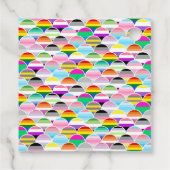 LGBTQIA+ Queer gewellte Pride-Flaggen-Fans Geschenkanhänger (Rückseite)