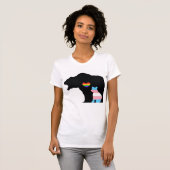 LGBTQUIA+ Bär, der den Transport-Bären schützt T-Shirt (Vorne ganz)