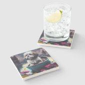 Lhasa Apso auf einem Paddle: Ein Landschaftliches  Steinuntersetzer (Seitenansicht)