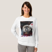 Lhasa apso puppy at Christmas b T-Shirt (Vorne ganz)