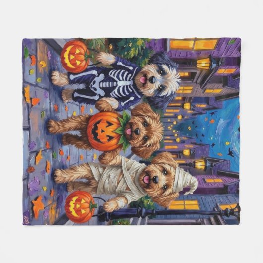 Lhasa Apso Trick-or-Treating in Halloween-Kostümen Fleecedecke (Vorderseite (Horizontal))