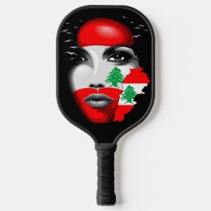 Libanonflagge und -karte im Gesicht eines Mädchens Pickleball Schläger