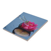 Libelle auf Lotos-Blume Fliese (Seite)