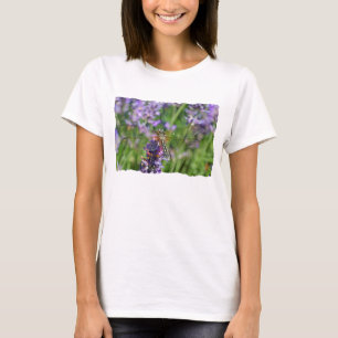 Libelle im Lavendel-Garten T-Shirt