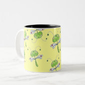Libelle mit Herz Zweifarbige Tasse (Vorderseite Links)
