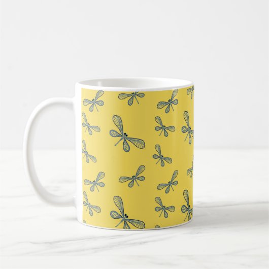 Libelle mit schönem gelbem Hintergrund Kaffeetasse (Links)