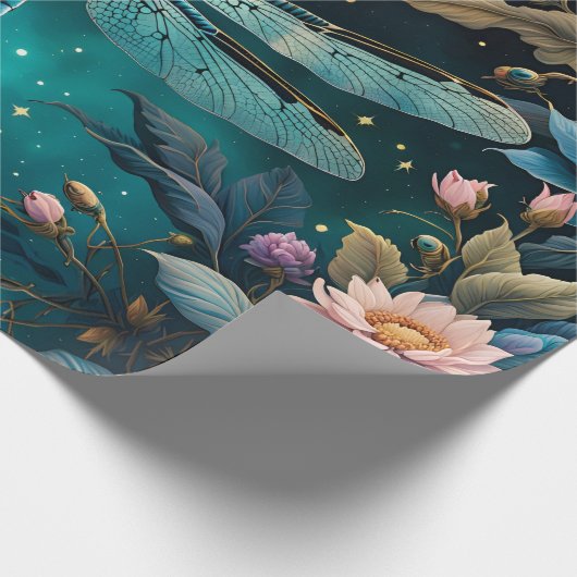 Libelle nachts im Blumengarten Geschenkpapier (Ecke)