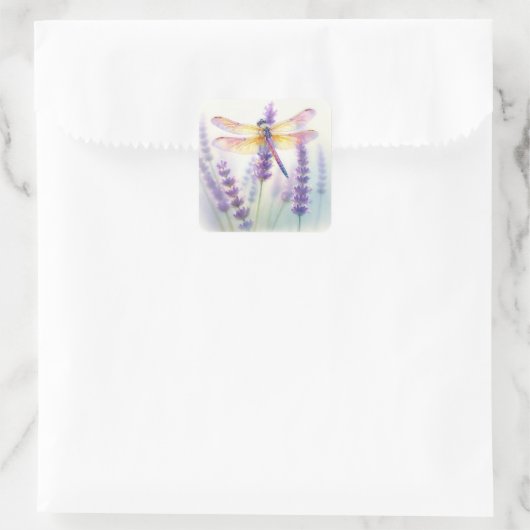 Libellen und Lavendel blühen Quadratischer Aufkleber (Tasche)