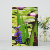 Libellenlotus und lila Blume Briefpapier (Stehend Vorderseite)
